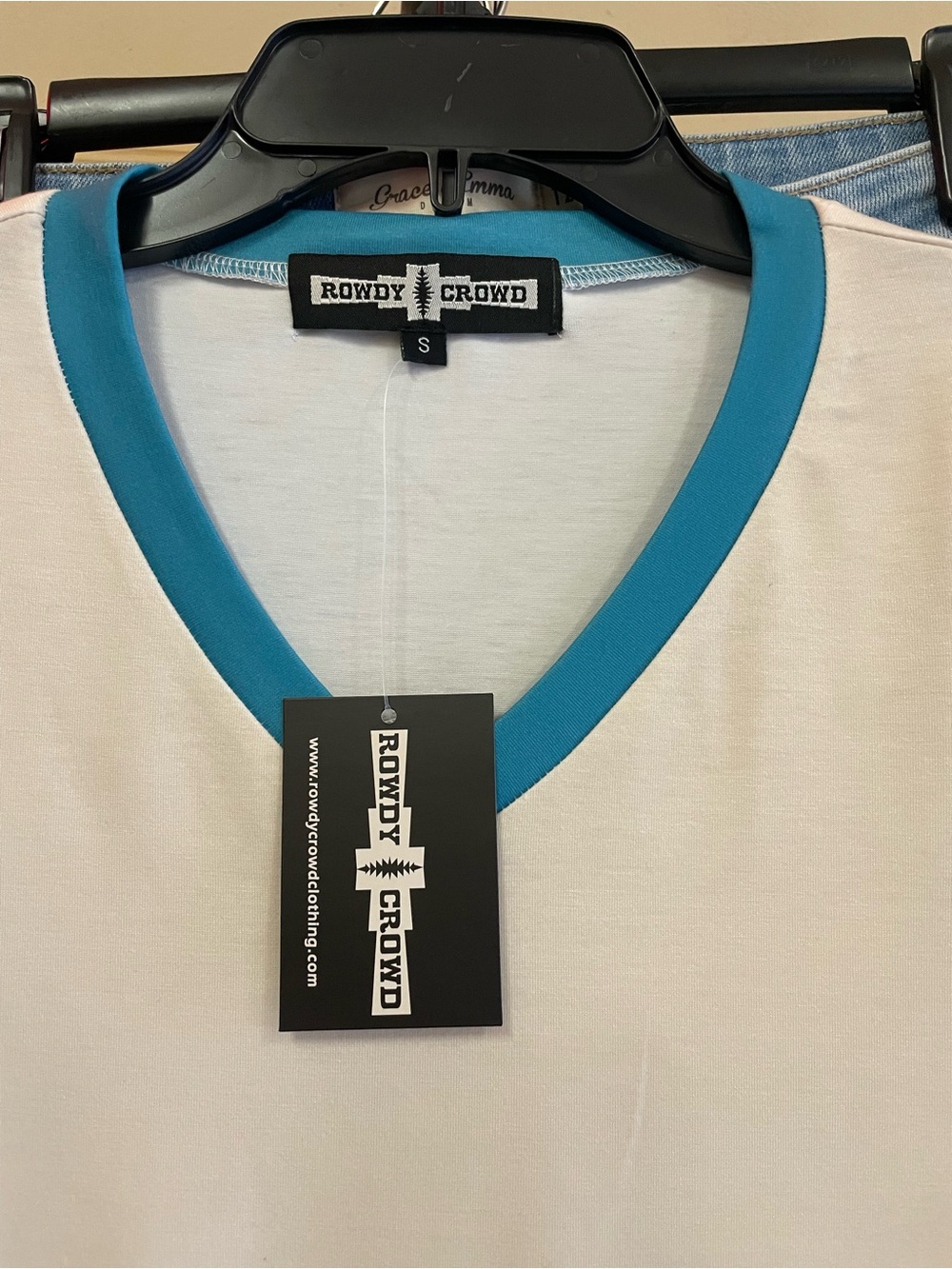 Aztec Tee - Picture 3 of 4